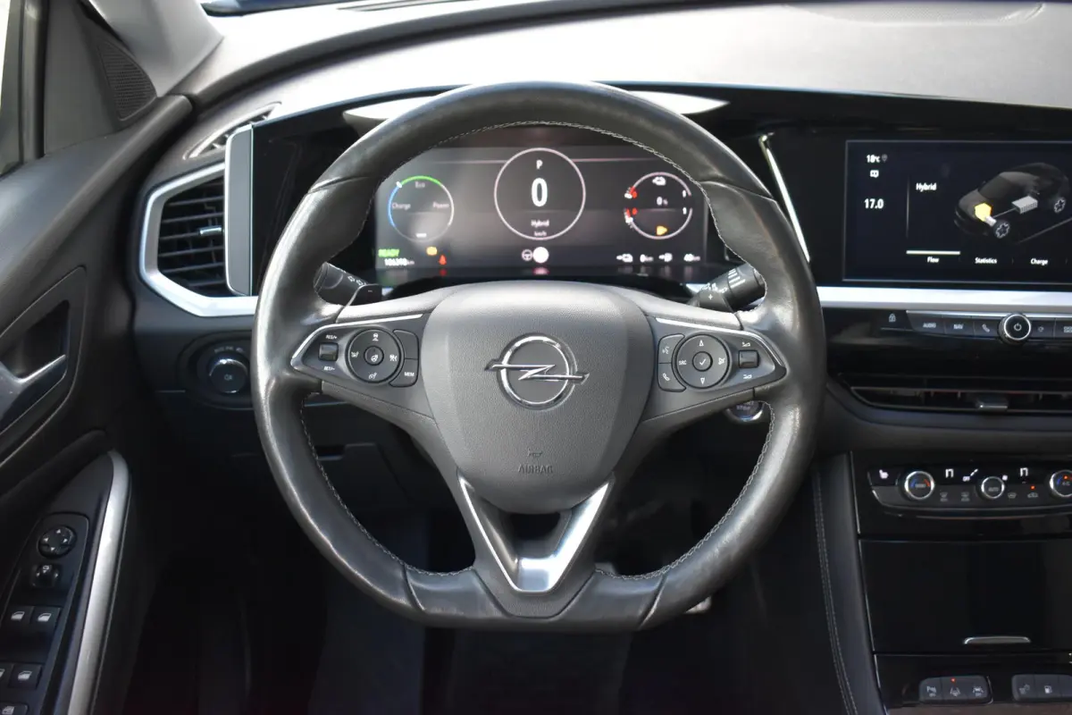 1.6 Turbo Plug-In Hybrid Level 4