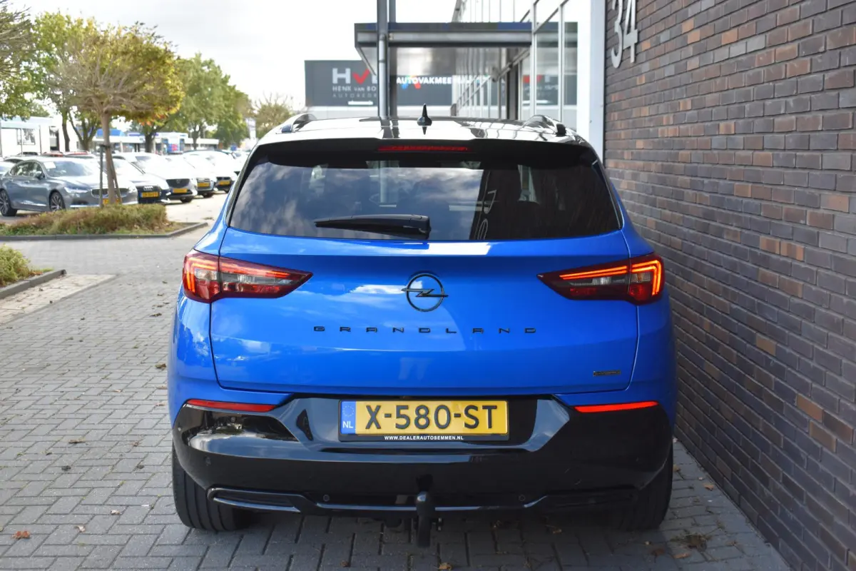1.6 Turbo Plug-In Hybrid Level 4
