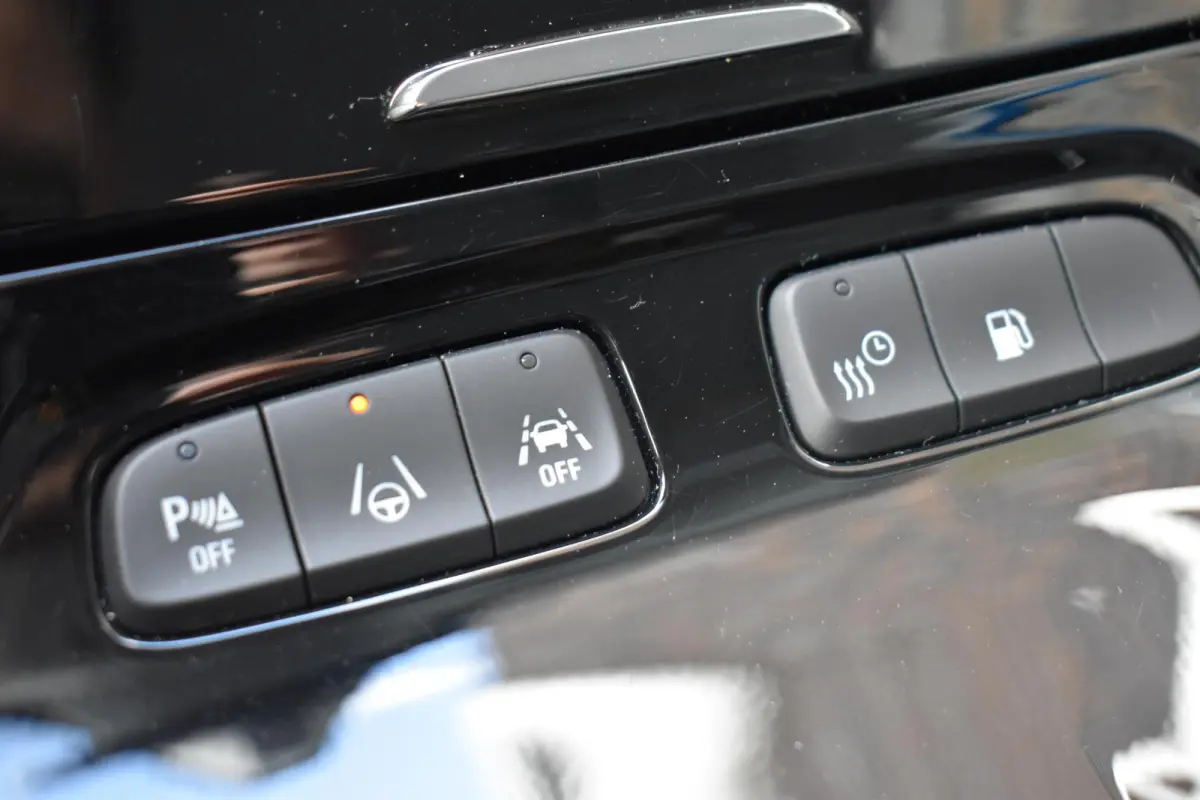 1.6 Turbo Plug-In Hybrid Level 4