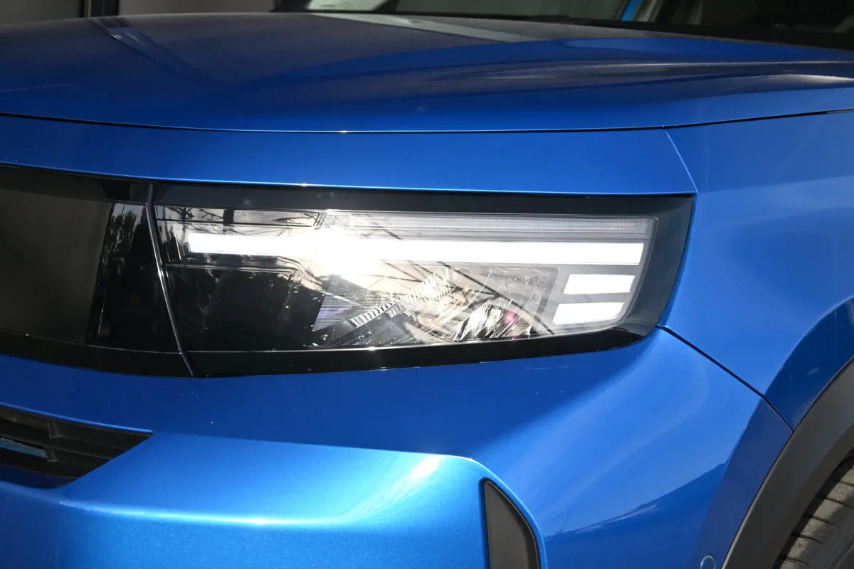 1.2 Turbo Hybrid GS 7-Zits! Tot 8 Jaar Garantie! | Navigatie | Achteruitrijcamera | Stoel/Stuurverwarming | Apple Carplay & Android Auto | !!