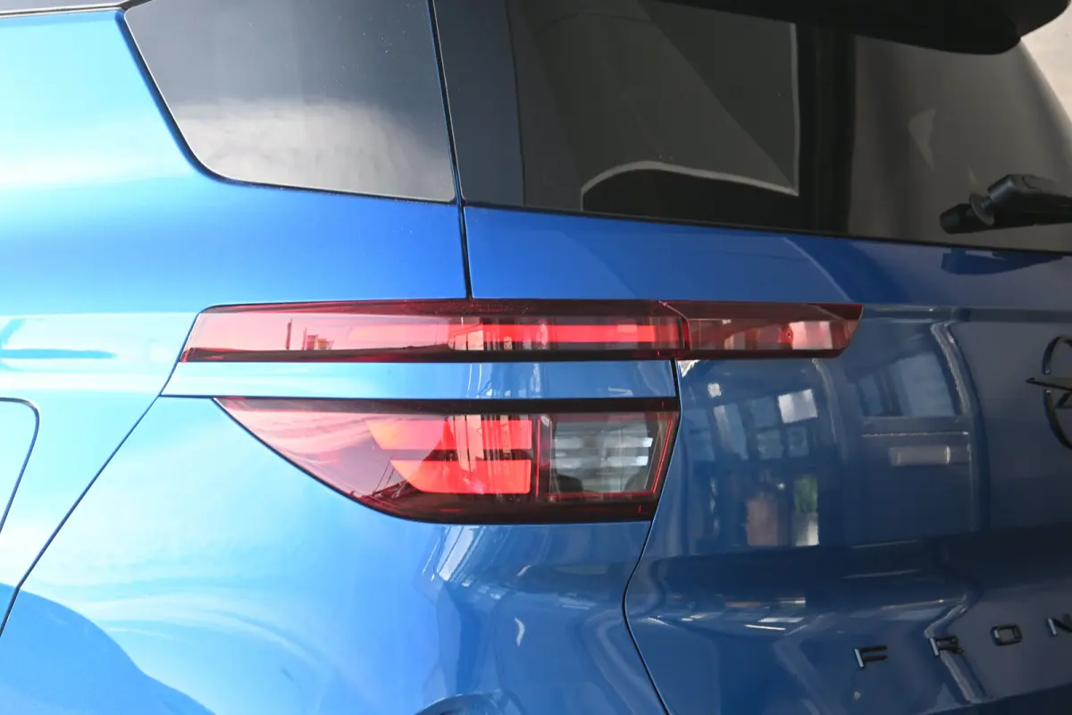 1.2 Turbo Hybrid GS 7-Zits! Tot 8 Jaar Garantie! | Navigatie | Achteruitrijcamera | Stoel/Stuurverwarming | Apple Carplay & Android Auto | !!
