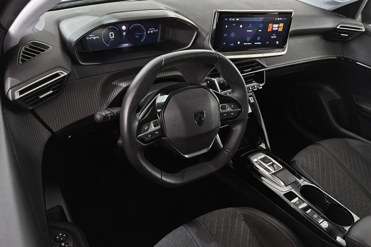 1.2 Hybrid 110 e-DCS6 Allure Stoelverwarming Camera Apple CarPlay