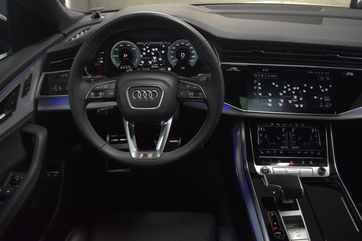 60 TFSI e Quattro S-Line Competition 490pk | AKRAPOVIC | MASSAGE | ACHTERASBESTURING
