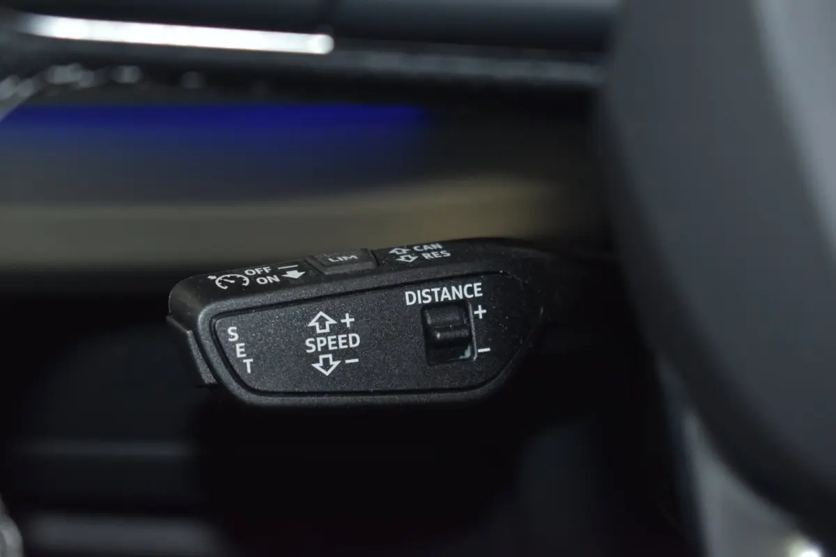 60 TFSI e Quattro S-Line Competition 490pk | AKRAPOVIC | MASSAGE | ACHTERASBESTURING