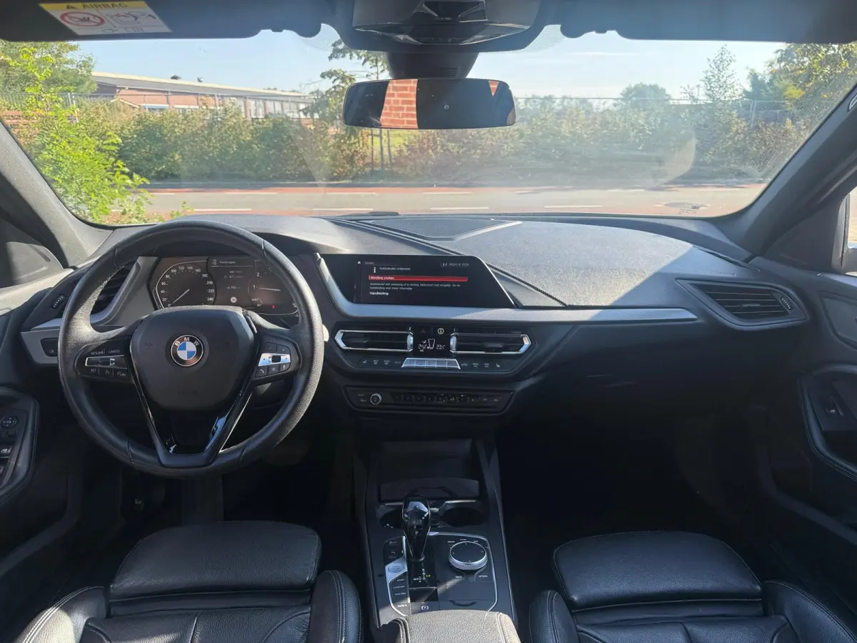 118i High Executive Edition