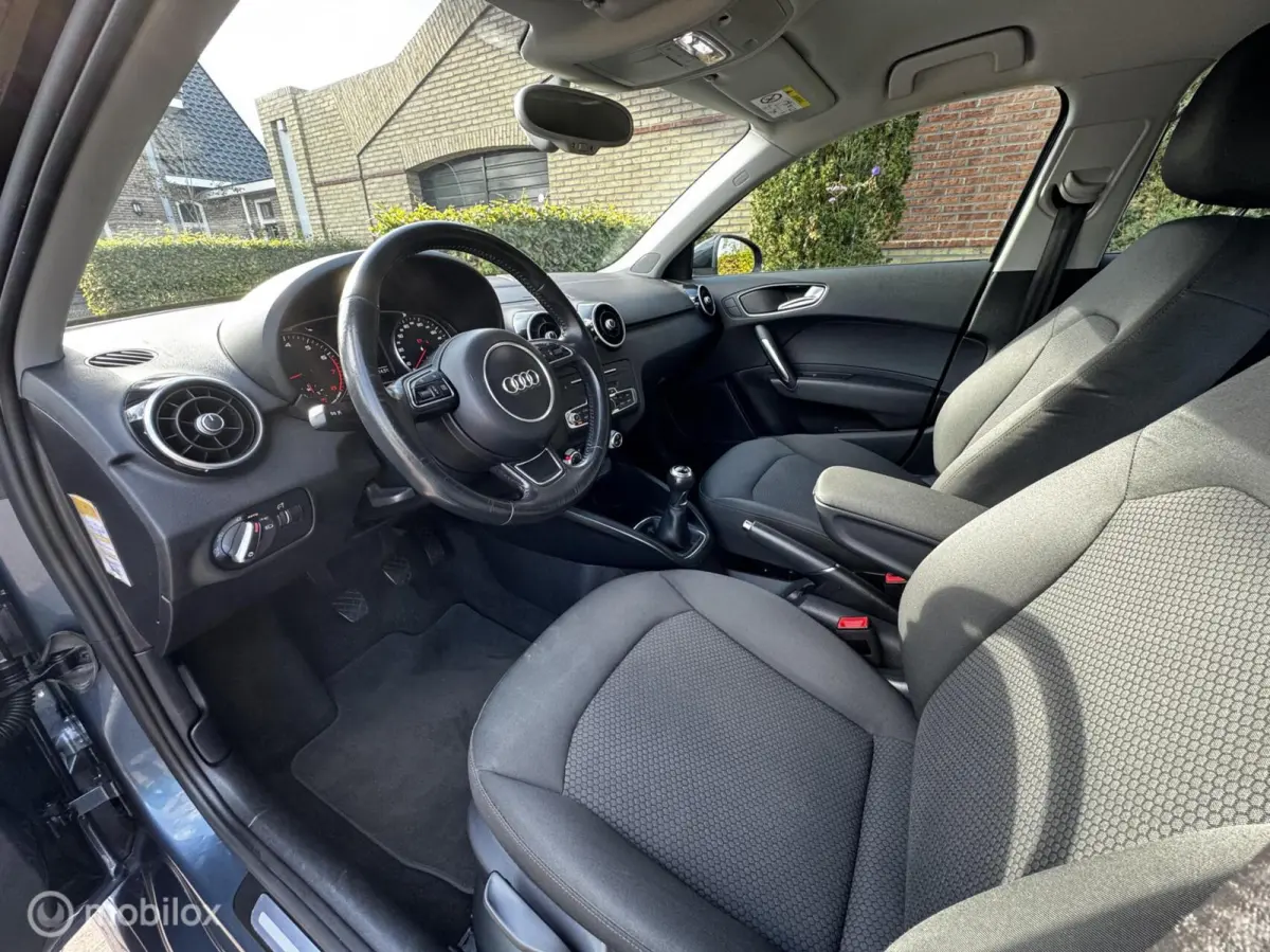 1.0 TFSI Sport S line Edition Airco*Sensor.achter