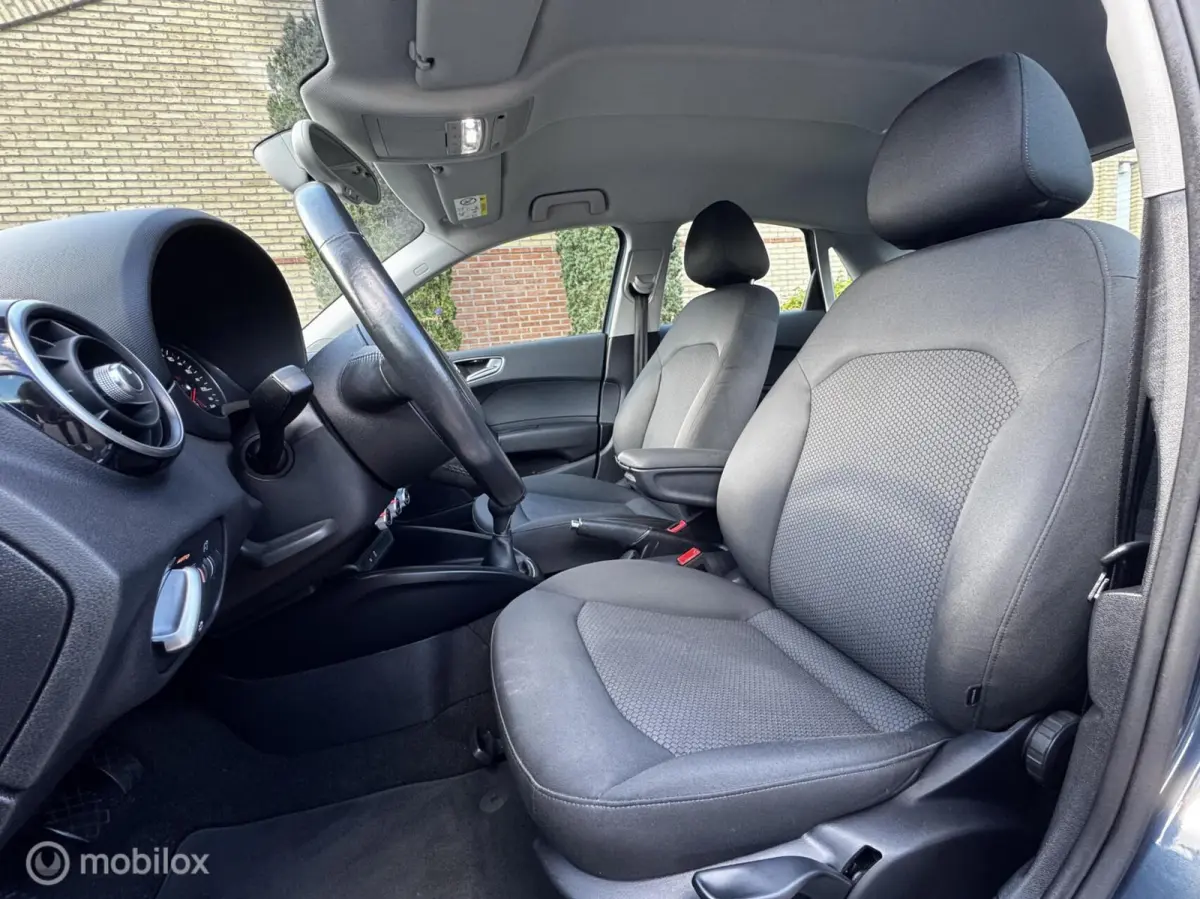 1.0 TFSI Sport S line Edition Airco*Sensor.achter