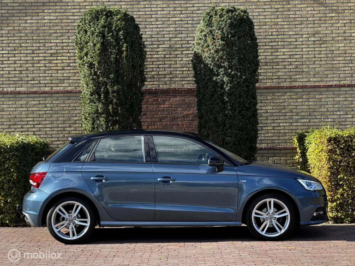 1.0 TFSI Sport S line Edition Airco*Sensor.achter