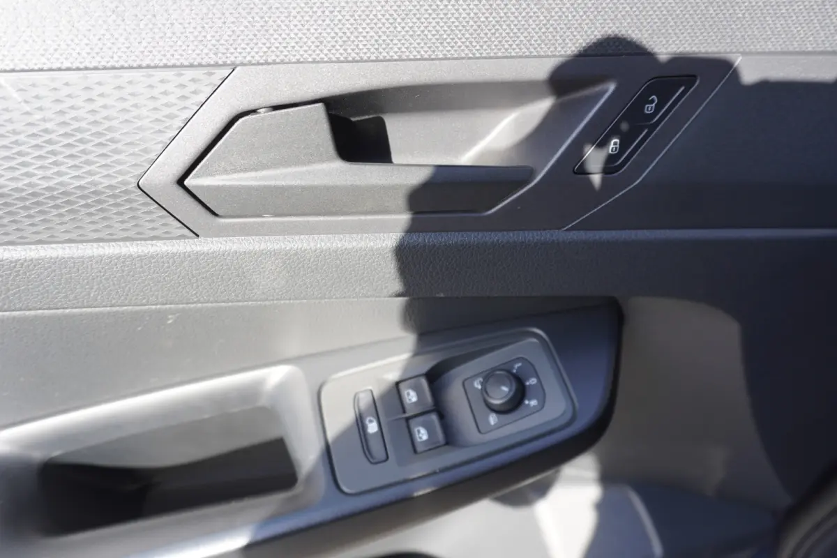 2.0 TDI 1st Edition 122pk LED Digitaal Dashboard Navigatie Trekhaak ACC Cruise control Leder multifunctioneel stuurwiel