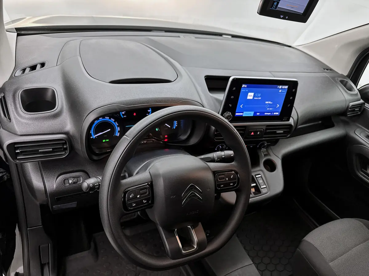 136 L1 50 kWh 275km WLTP Camera Stoelverwarming Cruise control 100% elektrisch