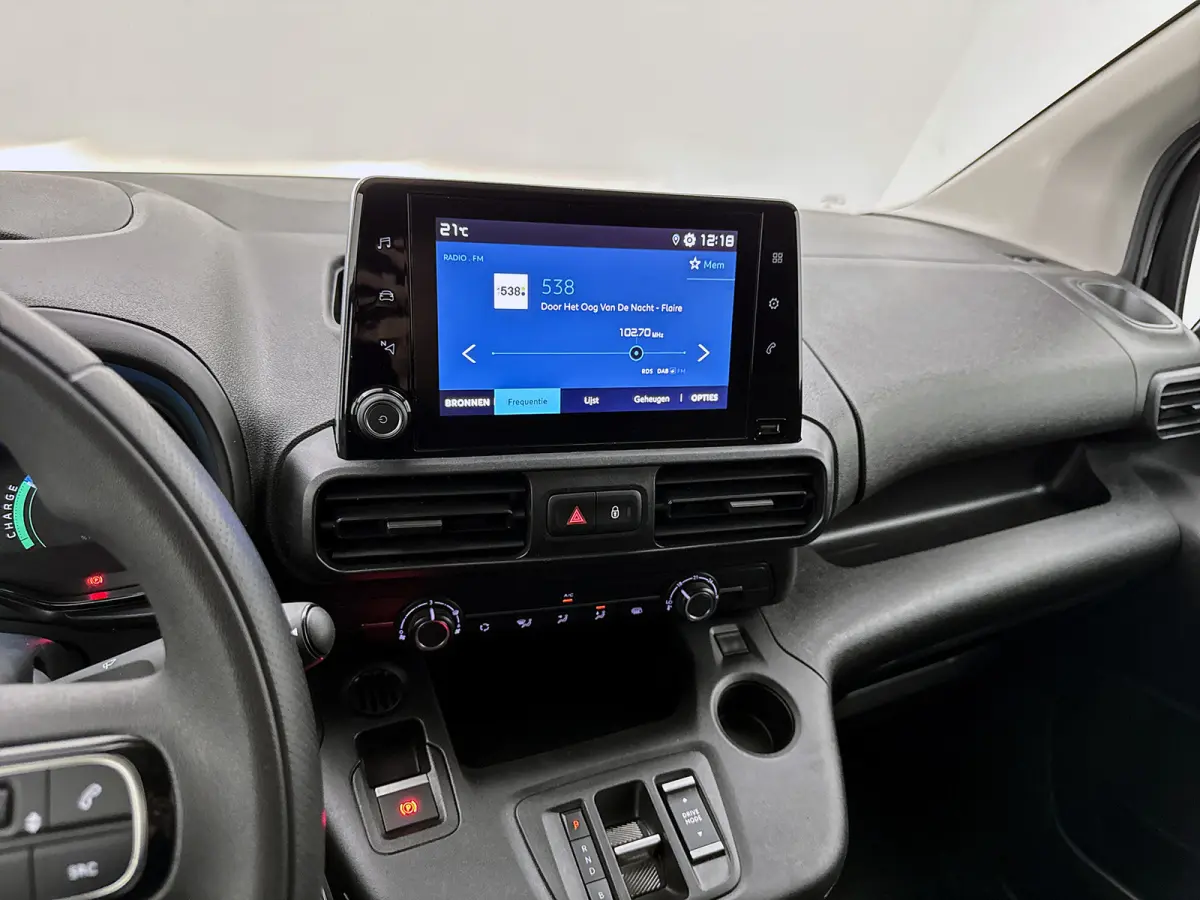 136 L1 50 kWh 275km WLTP Camera Stoelverwarming Cruise control 100% elektrisch