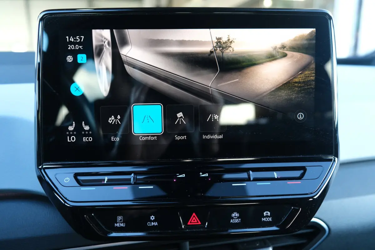 Pro S 77 kWh 90% SOH Led Navi 360 camera HUD