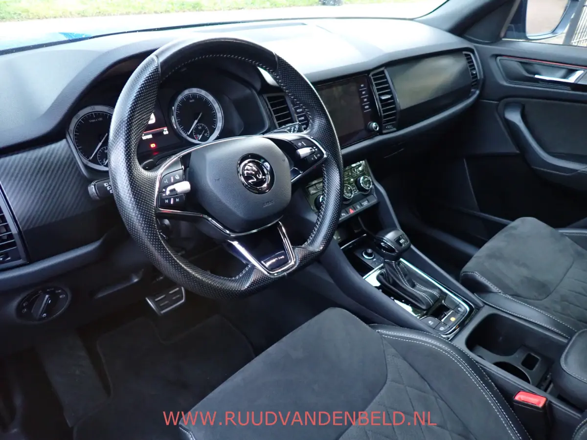 1.5 TSI Sportline CARPLAY / CAMERA + PDC / TREKHAAK / KEYLESS / ACC / MEMORY