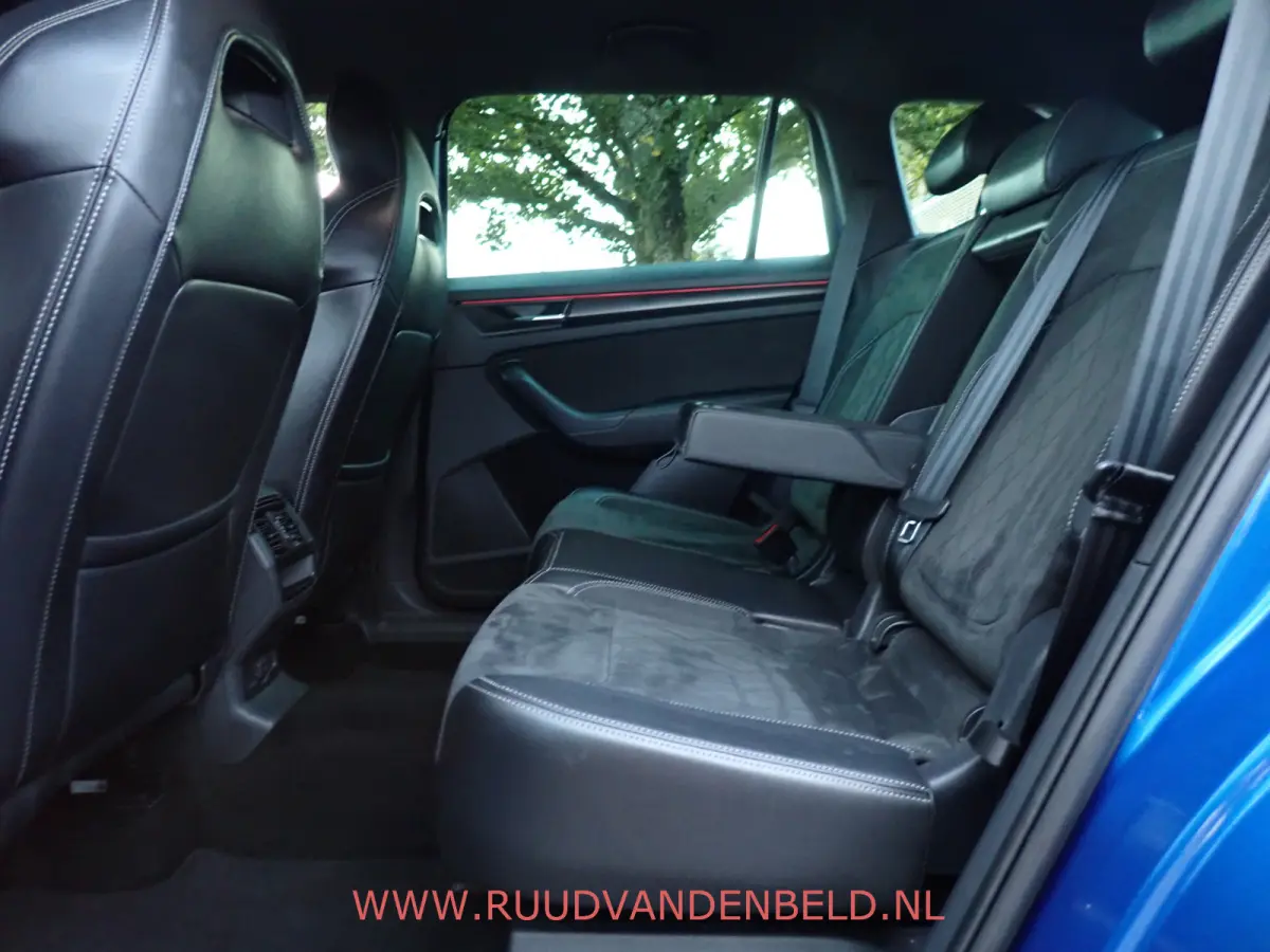 1.5 TSI Sportline CARPLAY / CAMERA + PDC / TREKHAAK / KEYLESS / ACC / MEMORY