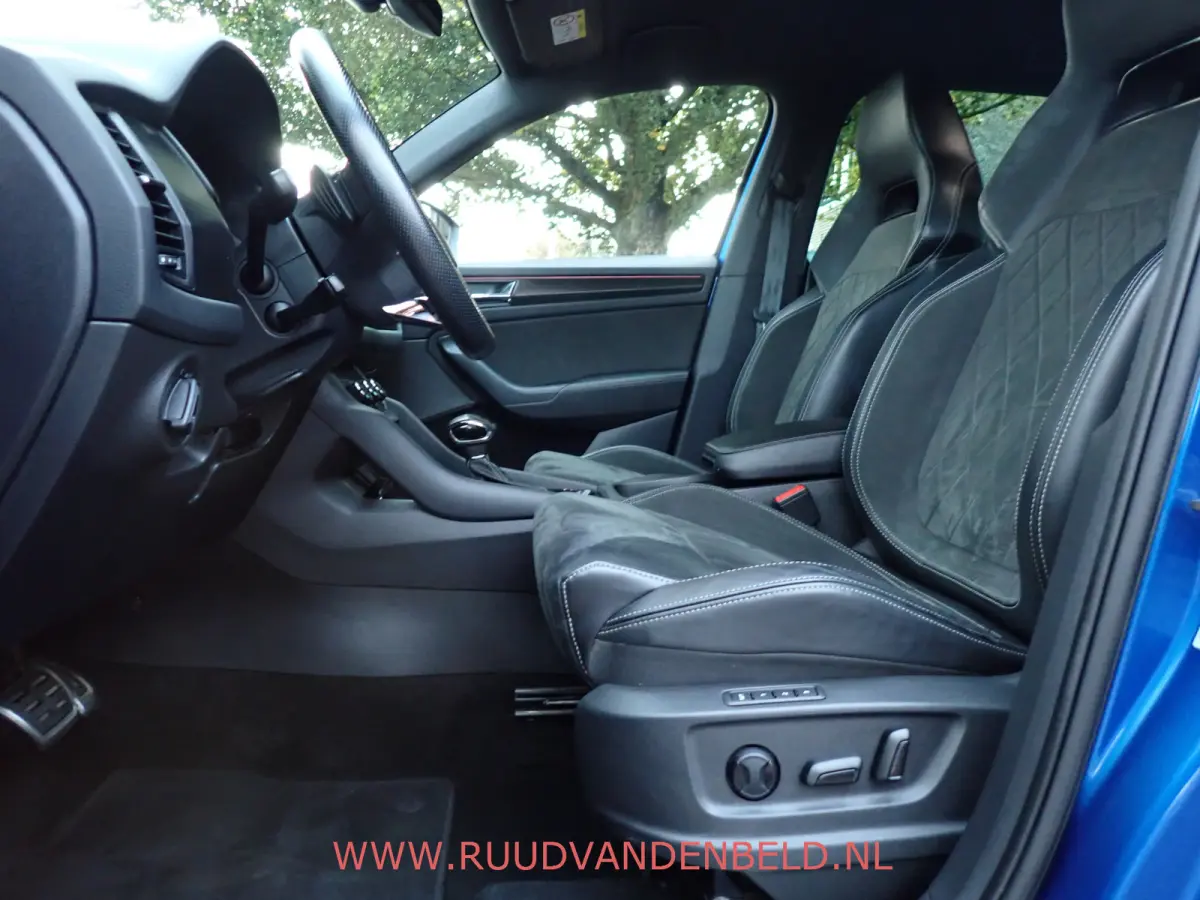 1.5 TSI Sportline CARPLAY / CAMERA + PDC / TREKHAAK / KEYLESS / ACC / MEMORY