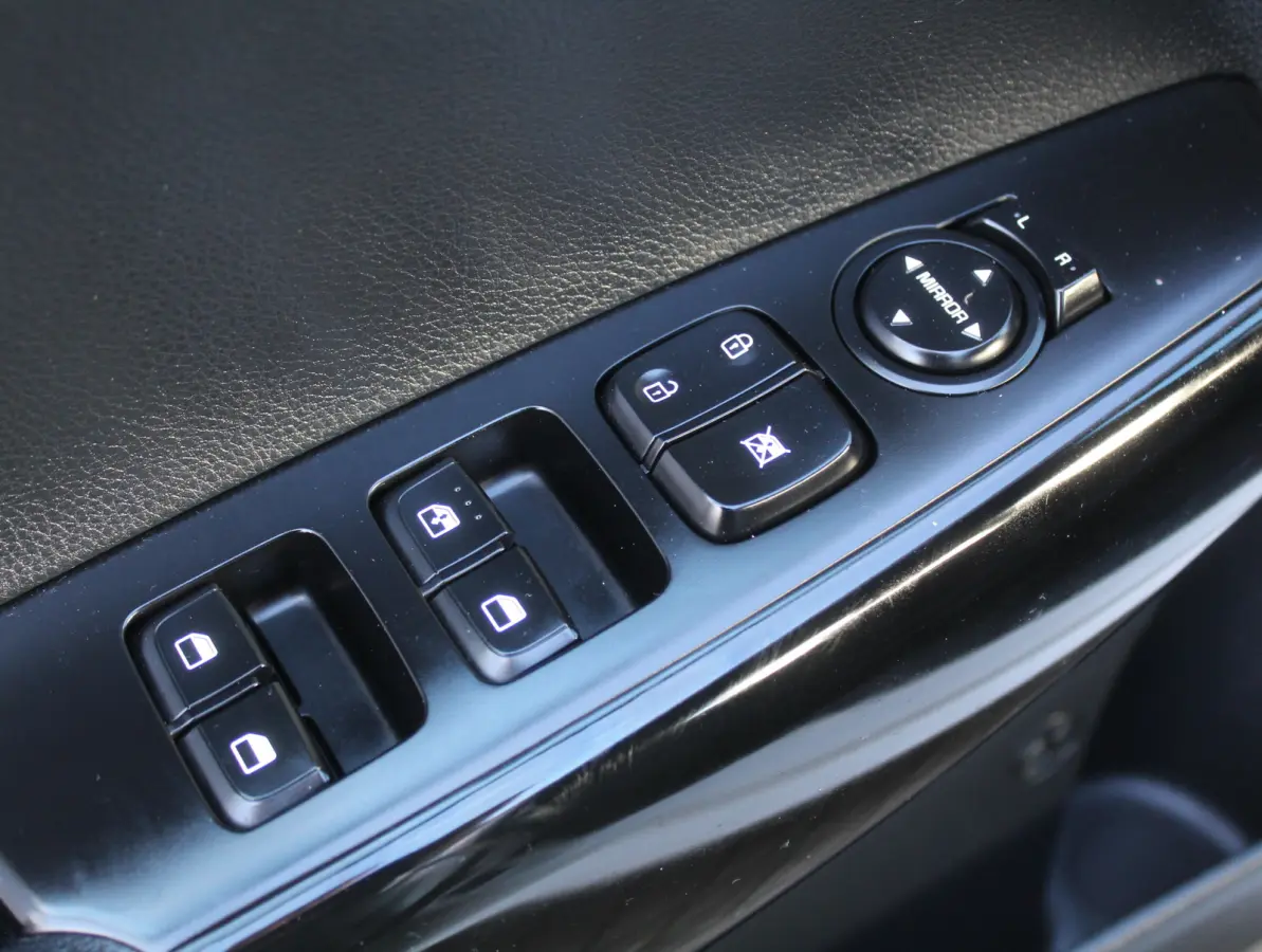 1.0 DPi DynamicLine 5p AIRCO | CAMERA | CARPLAY | CRUISE | DAB | LMV14 | ELRM/SP
