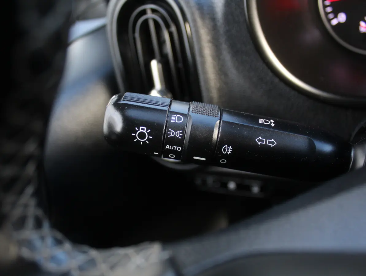 1.0 DPi DynamicLine 5p AIRCO | CAMERA | CARPLAY | CRUISE | DAB | LMV14 | ELRM/SP