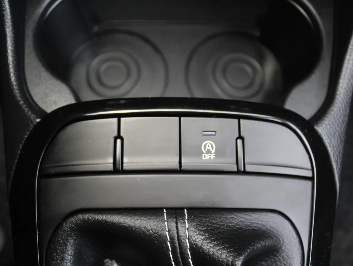 1.0 DPi DynamicLine 5p AIRCO | CAMERA | CARPLAY | CRUISE | DAB | LMV14 | ELRM/SP