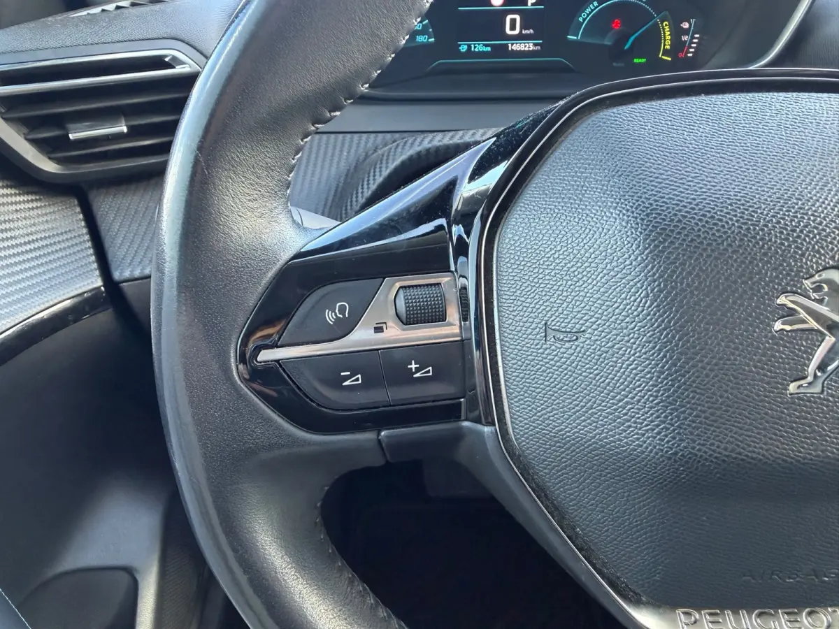 EV Allure 50 kWh - Blue Figaro - Carplay/Camera/Cruise - SoH 89.4%