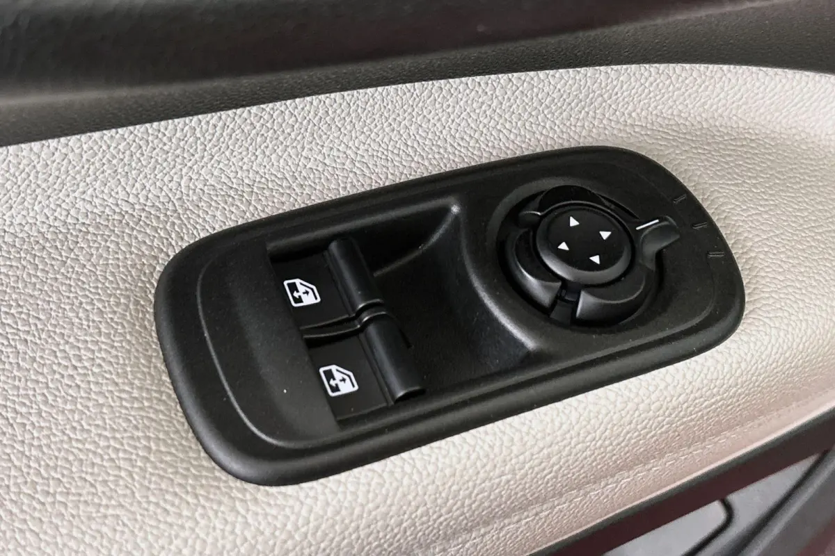La Prima 42 kWh Pano Leder Stoelverwarming JBL Camera Apple CarPlay
