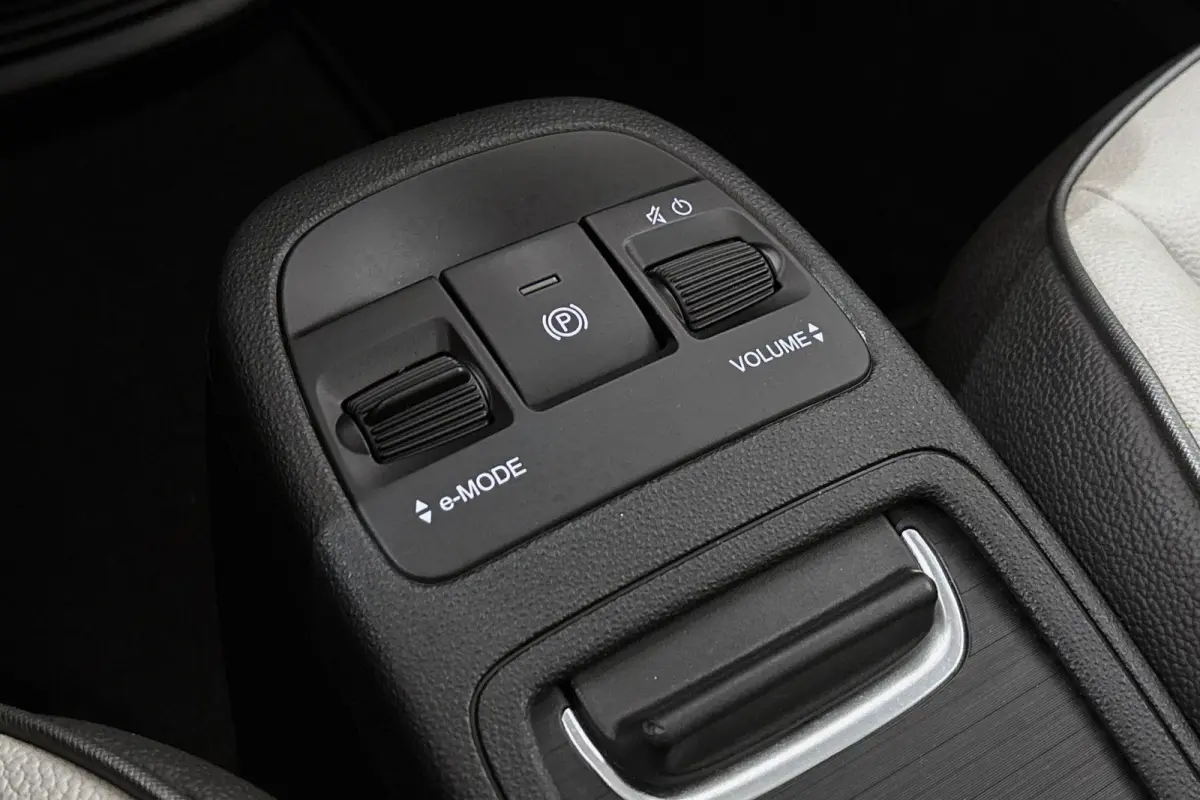 La Prima 42 kWh Pano Leder Stoelverwarming JBL Camera Apple CarPlay