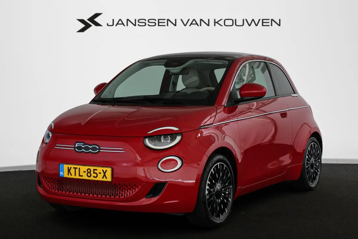 La Prima 42 kWh Pano Leder Stoelverwarming JBL Camera Apple CarPlay