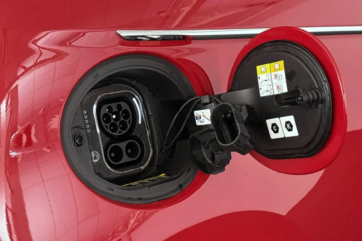 La Prima 42 kWh Pano Leder Stoelverwarming JBL Camera Apple CarPlay