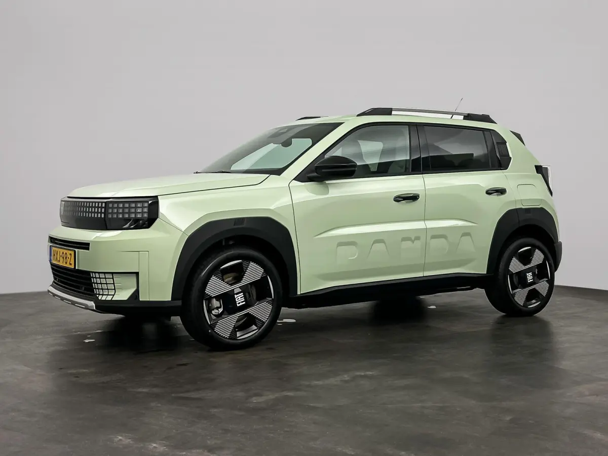 La Prima 7.4 kW 44 kWh | DEMONSTRATIEMODEL | Applecarplay&Androidauto| Stoel&Stuurverwarming | Camera | 8 JAAR GARANTIE!