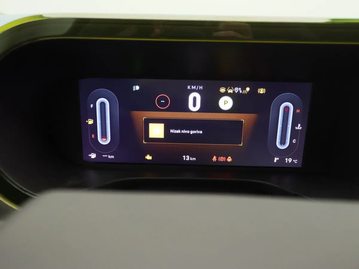 1.2 Hybrid ICON Apple Carplay&Android Auto