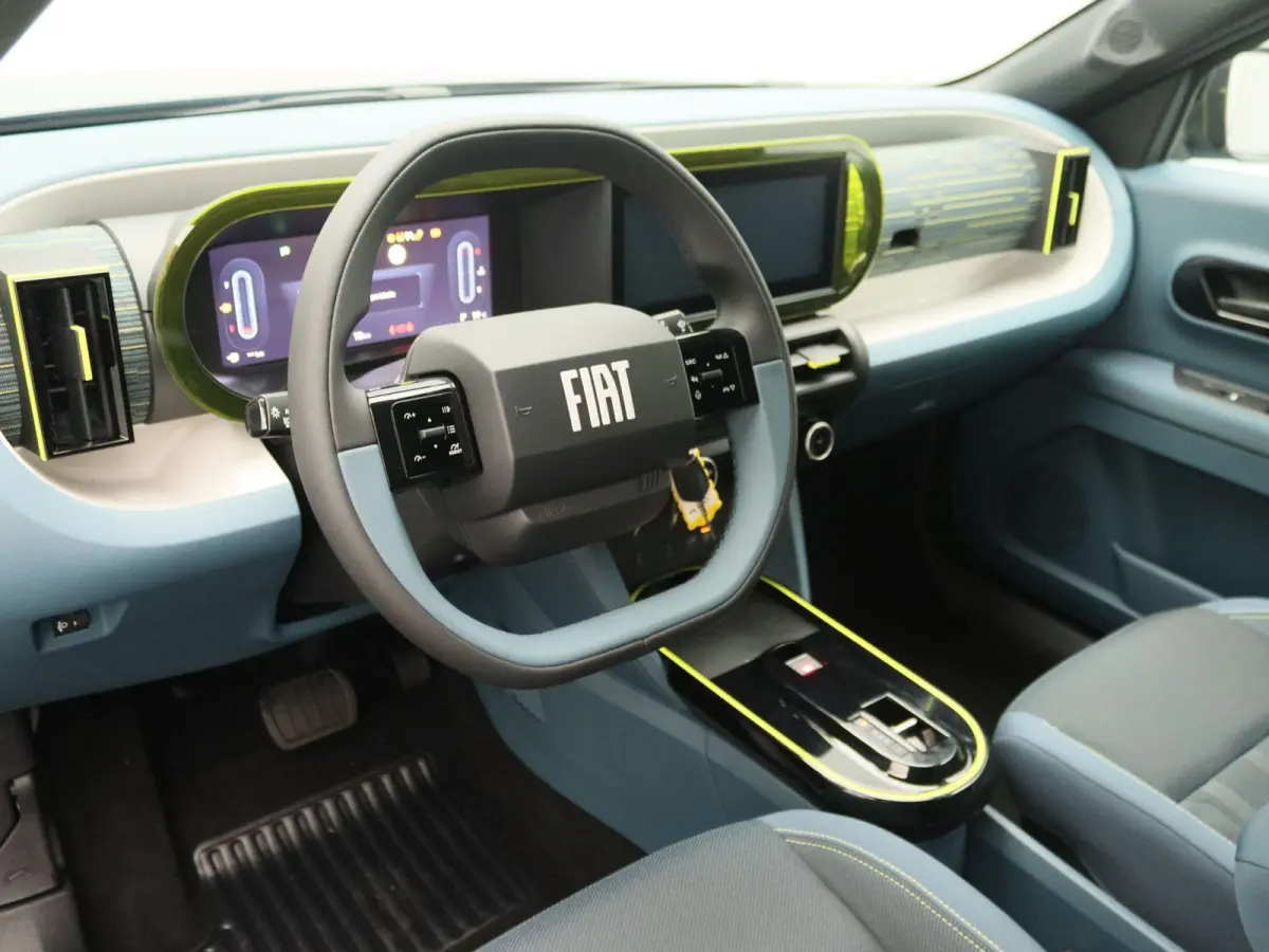 1.2 Hybrid ICON Apple Carplay&Android Auto