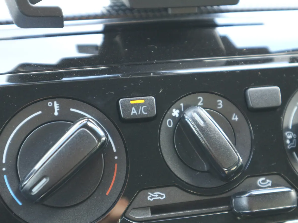 Up! 1.0 BMT move up! AIRCO DAB NL AUTO APK 07-2027