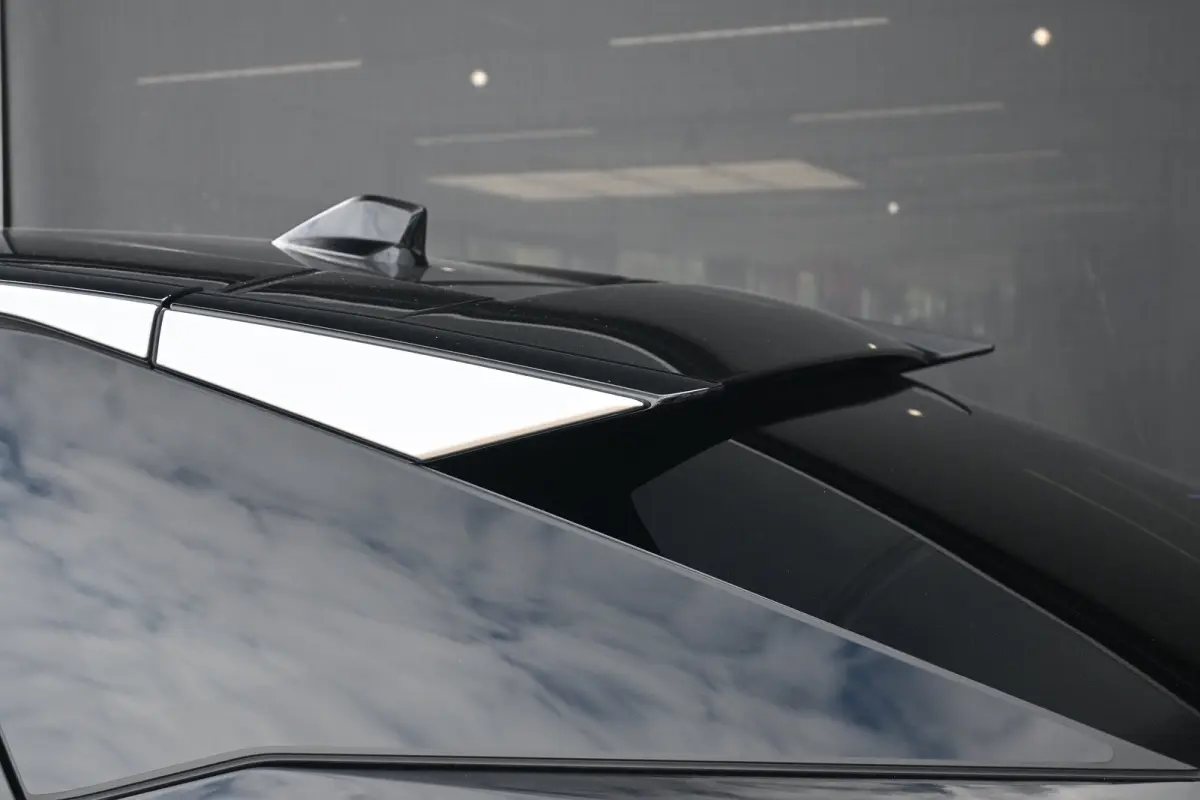 1.2 Hybrid 145 Allure | Navigatie | Achteruitrijcamera | Draadloos Apple Carplay & Android Auto | !!