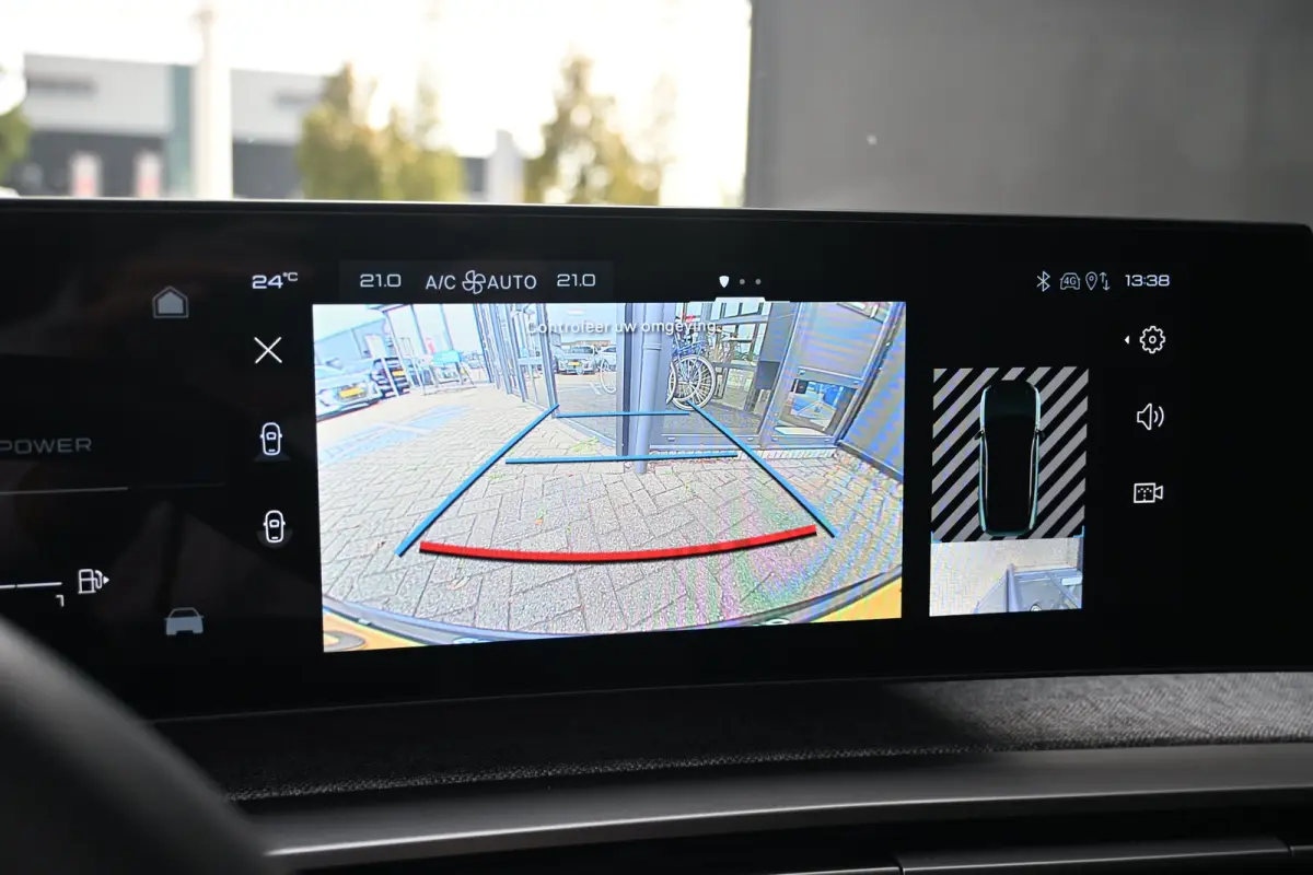 1.2 Hybrid 145 Allure | Navigatie | Achteruitrijcamera | Draadloos Apple Carplay & Android Auto | !!
