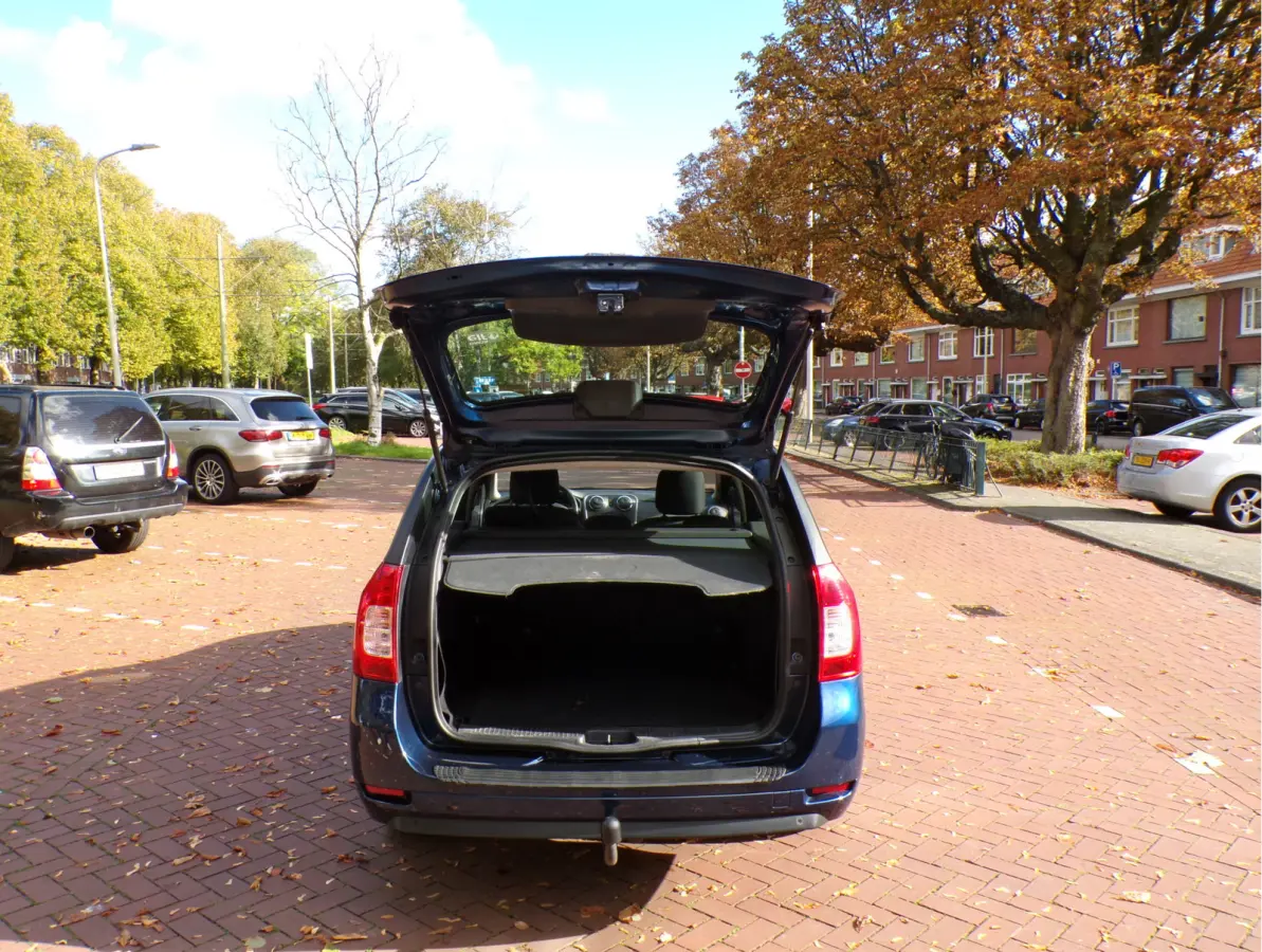 0.9 TCe S&S Prestige 2E EIG ORG KM NAP DEALER ONDERHOUDEN.....