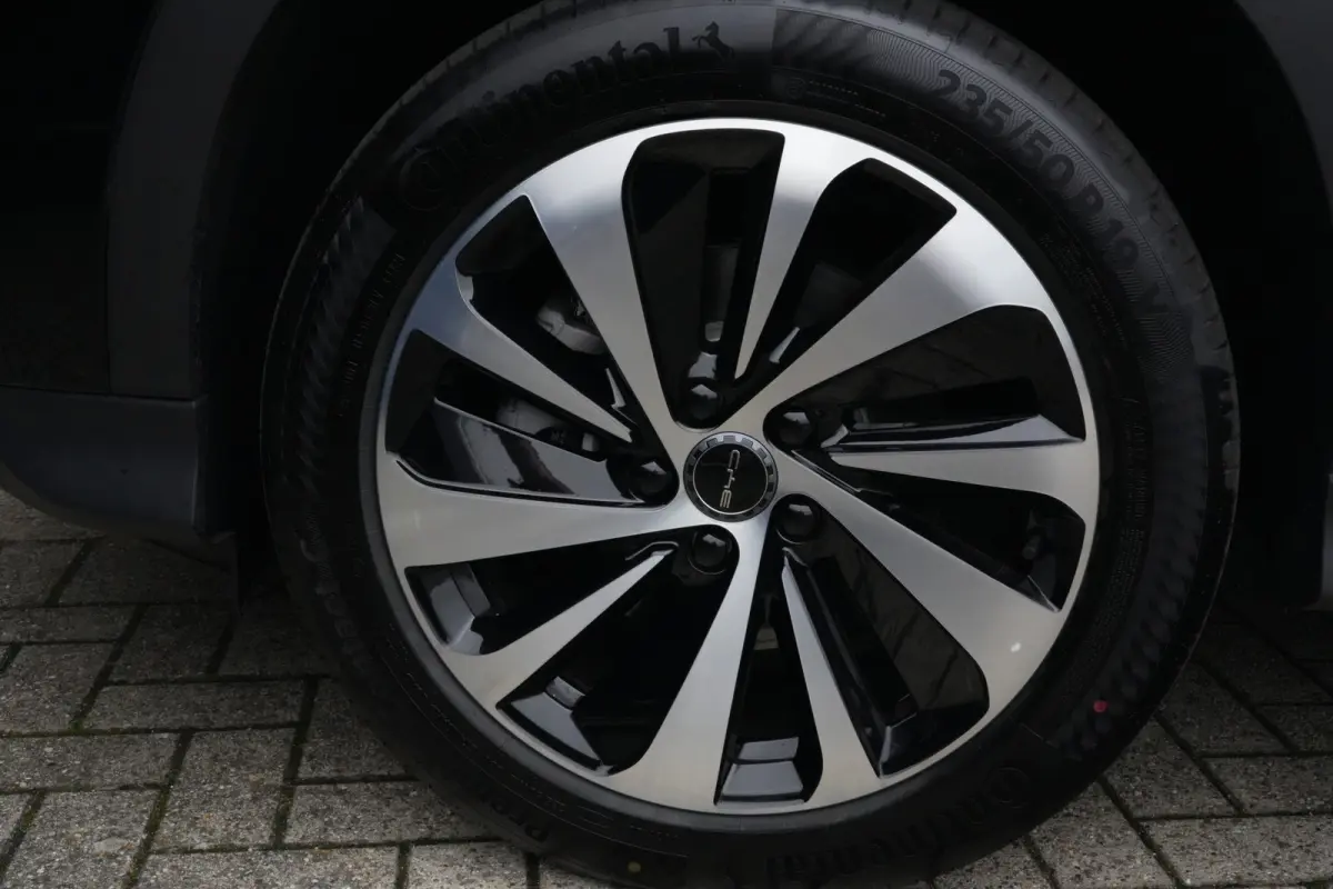 1.5 DM-i PHEV Boost | 218 PK | Pano | HUD | 360° Camera | BYD SEAL U 1.5 DM-i PHEV Boost met 218 PK, 1.498 cc 4-cilinder plug-in hybride aandrijving, panoramadak, Head-Up Display, 360° cam