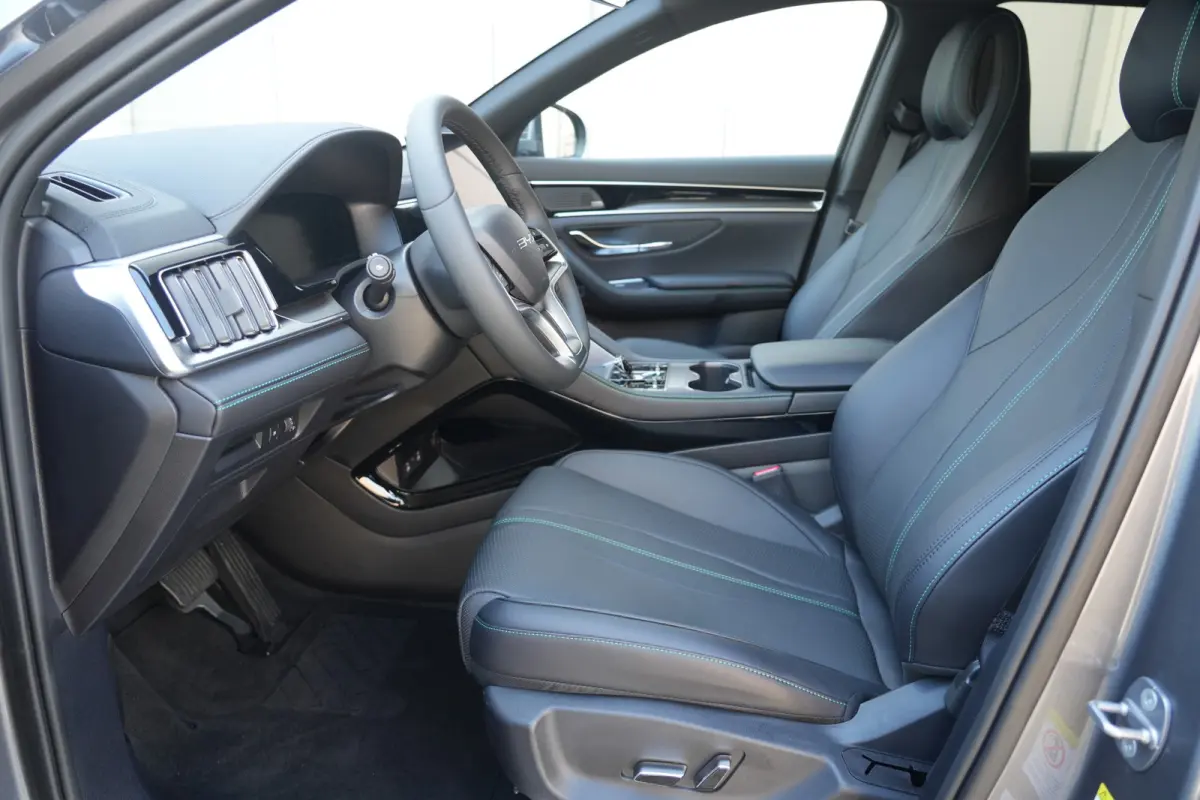 1.5 DM-i PHEV Boost | 218 PK | Pano | HUD | 360° Camera | BYD SEAL U 1.5 DM-i PHEV Boost met 218 PK, 1.498 cc 4-cilinder plug-in hybride aandrijving, panoramadak, Head-Up Display, 360° cam