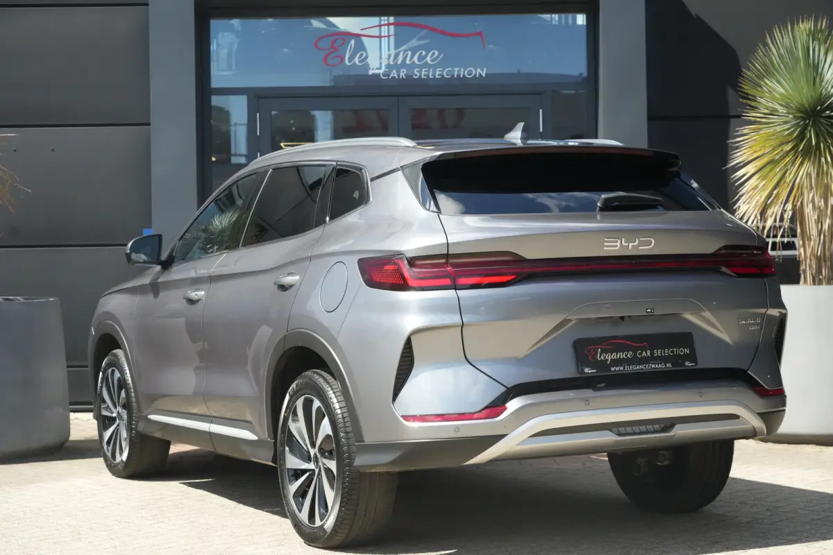 1.5 DM-i PHEV Boost | 218 PK | Pano | HUD | 360° Camera | BYD SEAL U 1.5 DM-i PHEV Boost met 218 PK, 1.498 cc 4-cilinder plug-in hybride aandrijving, panoramadak, Head-Up Display, 360° cam