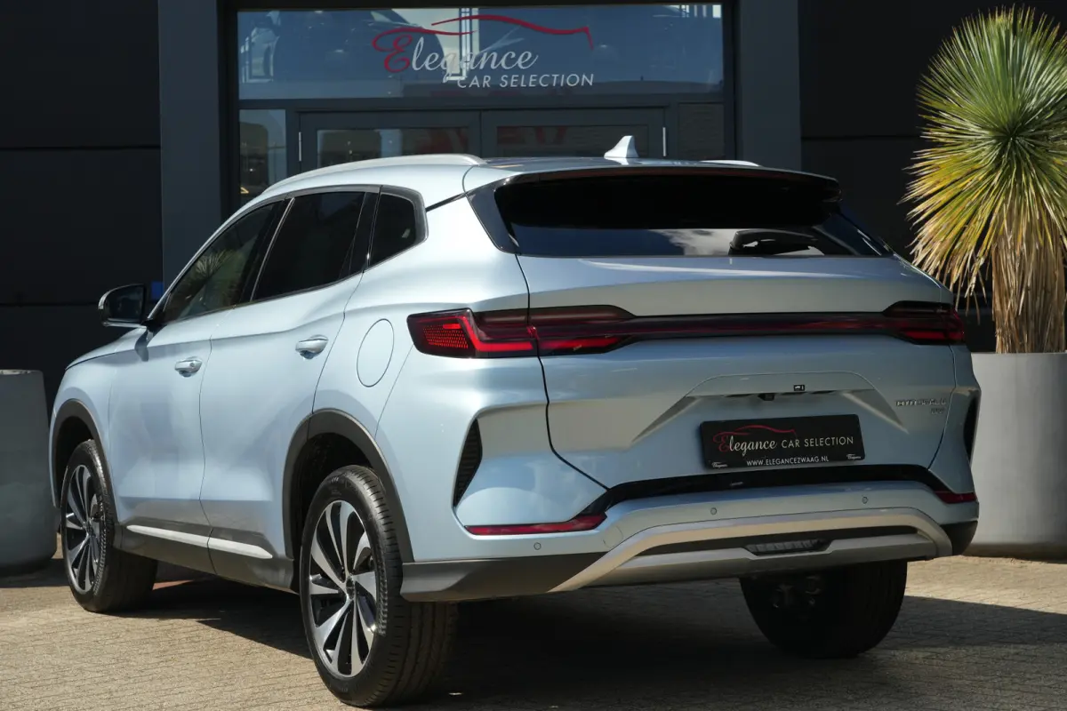 1.5 DM-i PHEV Boost | 218 PK | Pano | HUD | 360° Camera | BYD SEAL U 1.5 DM-i PHEV Boost met 218 PK, 1.498 cc 4-cilinder plug-in hybride aandrijving, panoramadak, Head-Up Display, 360° cam