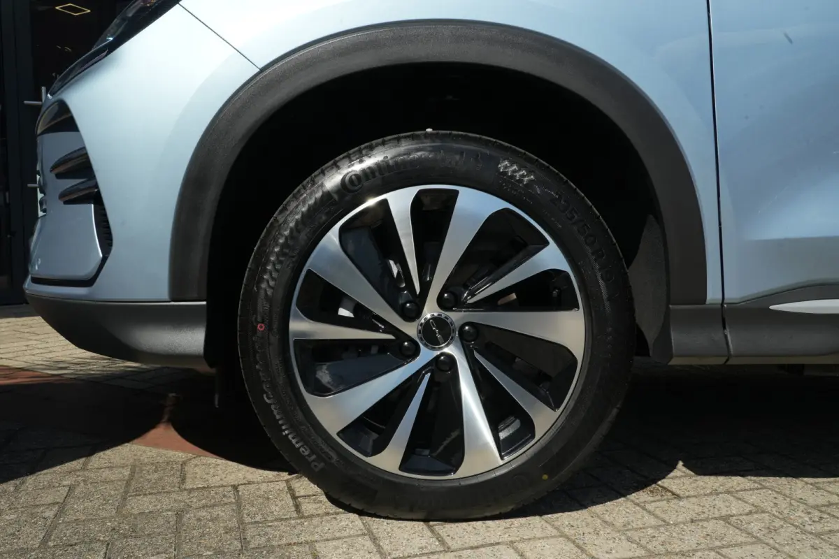 1.5 DM-i PHEV Boost | 218 PK | Pano | HUD | 360° Camera | BYD SEAL U 1.5 DM-i PHEV Boost met 218 PK, 1.498 cc 4-cilinder plug-in hybride aandrijving, panoramadak, Head-Up Display, 360° cam