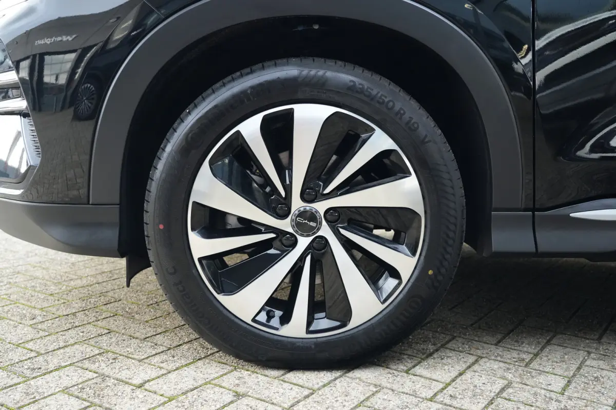 1.5 DM-i Boost | Plug in Hybrid | 218 PK | Pano | HUD | 360° Camera | BYD SEAL U 1.5 DM-i PHEV Boost met 218 PK, 1.498 cc 4-cilinder plug-in hybride aandrijving, panoramadak, Head-Up Displa