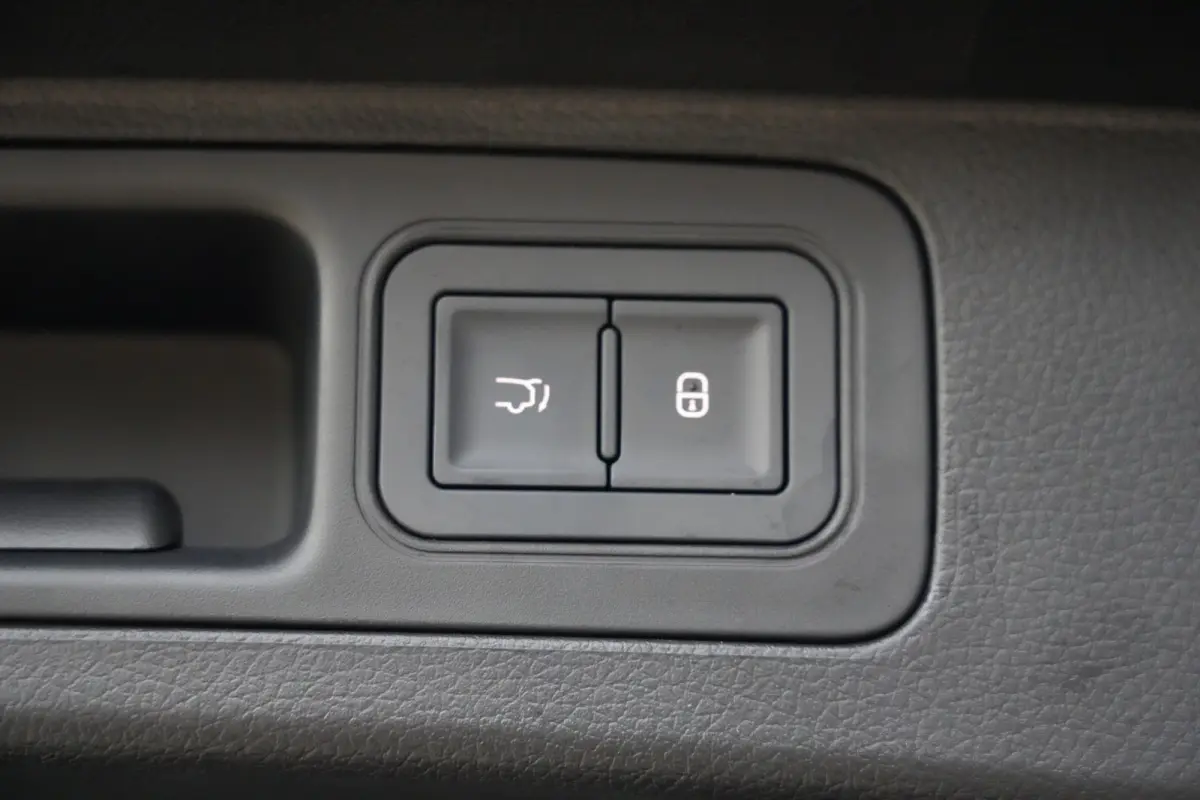 1.5 DM-i Boost | Plug in Hybrid | 218 PK | Pano | HUD | 360° Camera | BYD SEAL U 1.5 DM-i PHEV Boost met 218 PK, 1.498 cc 4-cilinder plug-in hybride aandrijving, panoramadak, Head-Up Displa