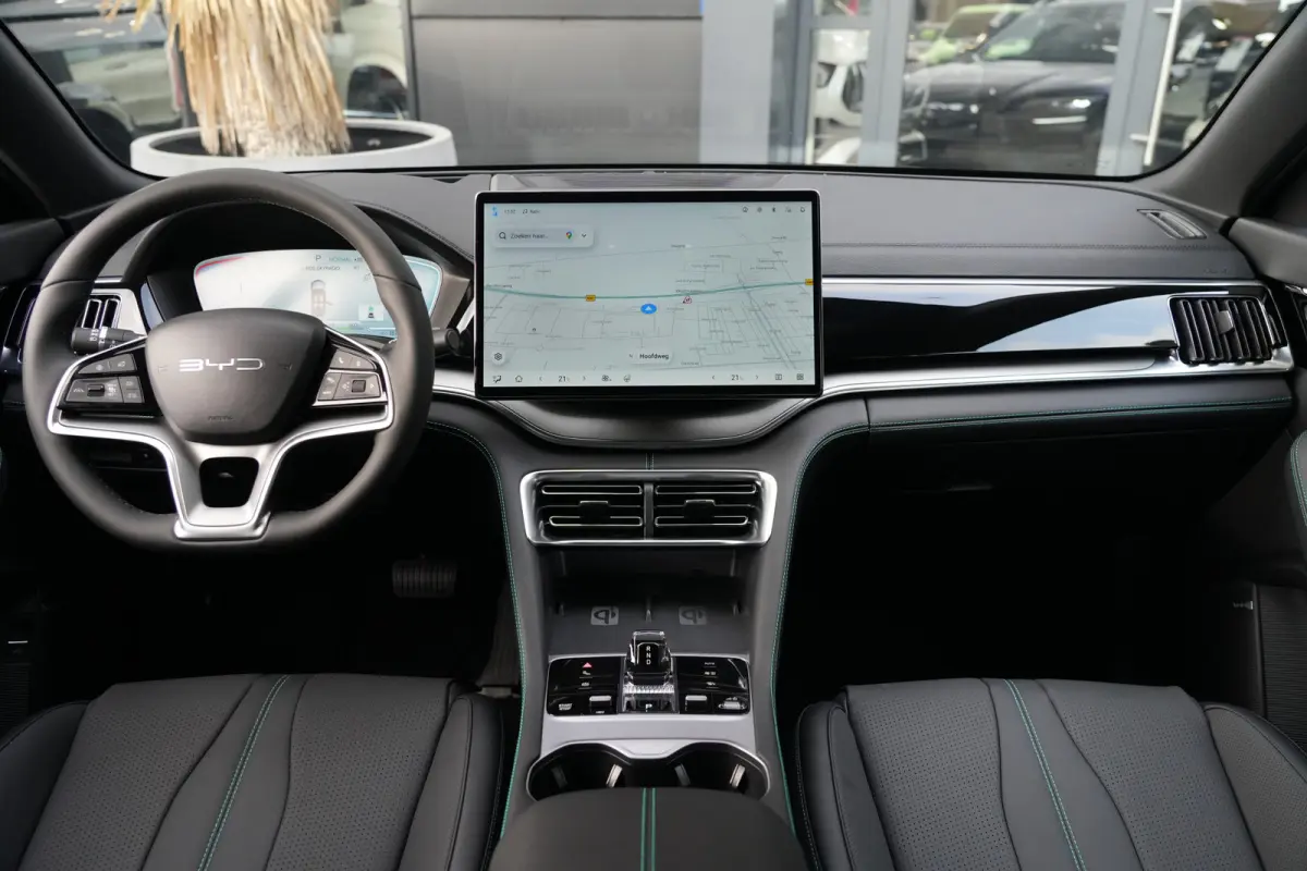 1.5 DM-i Boost | Plug in Hybrid | 218 PK | Pano | HUD | 360° Camera | BYD SEAL U 1.5 DM-i PHEV Boost met 218 PK, 1.498 cc 4-cilinder plug-in hybride aandrijving, panoramadak, Head-Up Displa
