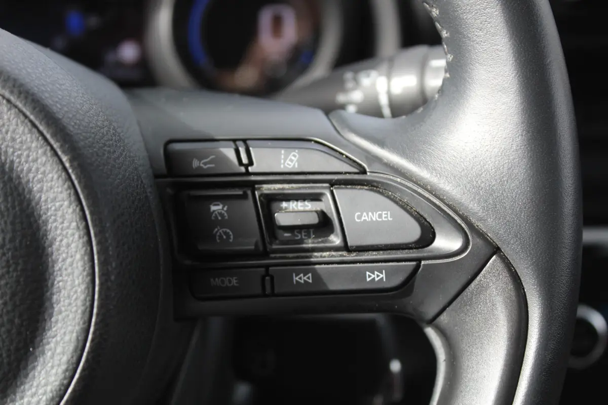 1.5 Hybrid Active Apple carplay/ android auto l Armsteun l Elektrisch inklapbare buitenspiegels l Climate control l Achteruitrijcamera l Verwarmbare spiegel