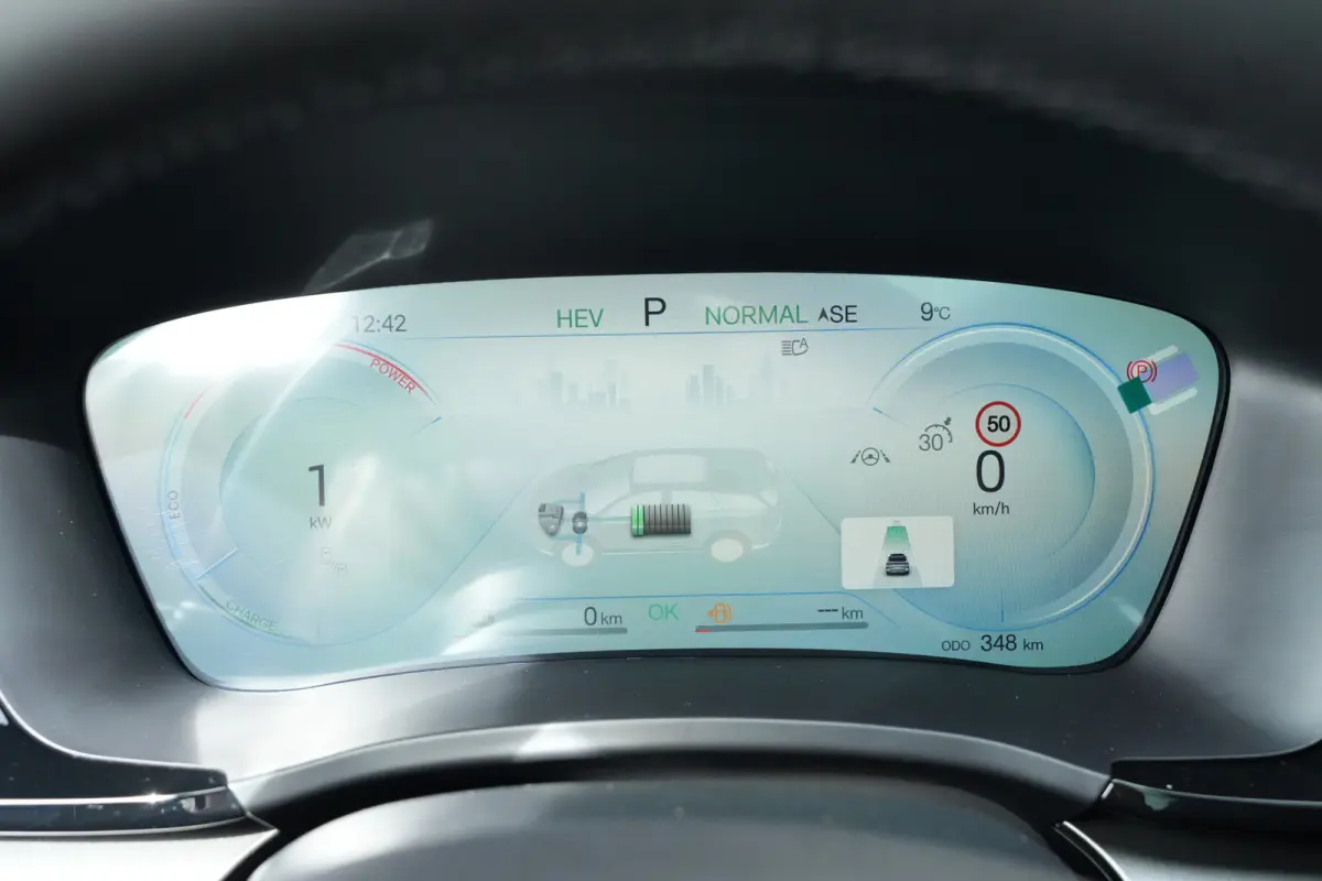 1.5 DM-i FWD Comfort | 218 PK | 120KM | Pano | HUD | 360° Camera | BYD SEAL U 1.5 DM-i PHEV FWD Comfort met 218 PK, 1.498 cc 4-cilinder plug-in hybride aandrijving, panoramadak, Head-Up Dis