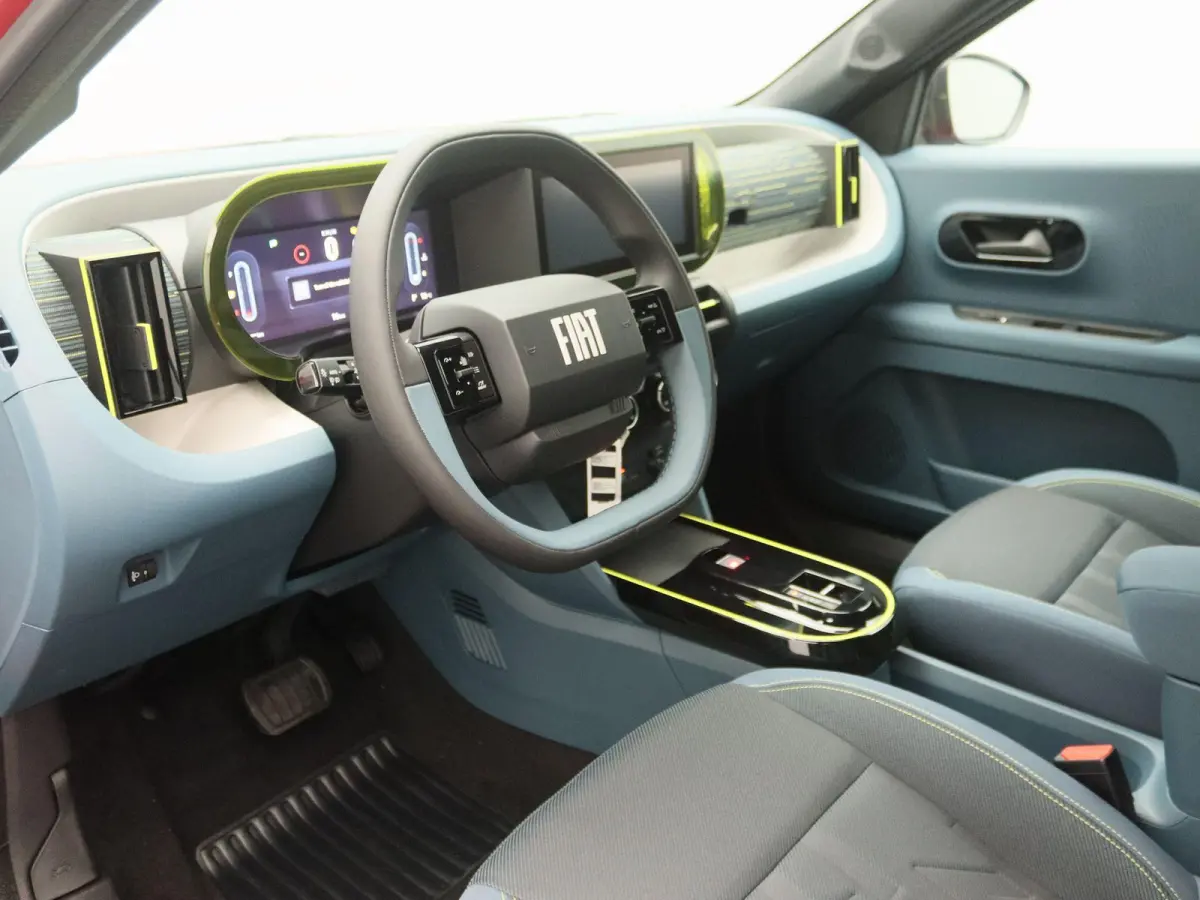1.2 Hybrid ICON | Apple Carplay & Android Auto | Parkeersensoren Achter | Cruise Control | Lane Assist | DAB | LED | 2+6 jaar garantie! |
