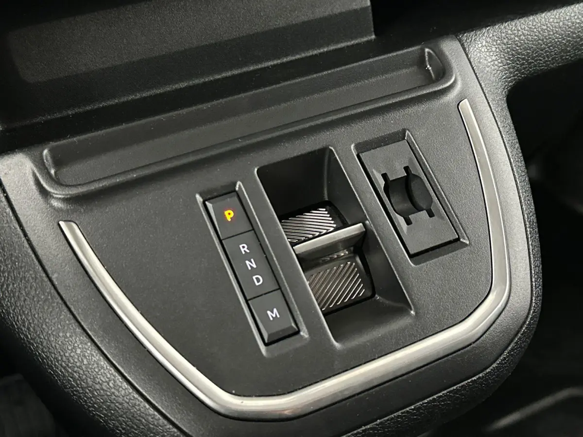 2.0 Diesel 145 S&S L3 | DEMONSTRATIEMODEL | Trekhaak | 3 zitplaatsen | Cruise Control | Apple Carplay&Android Auto | PDC | 2 + 6 jaar Speciale Garantie!