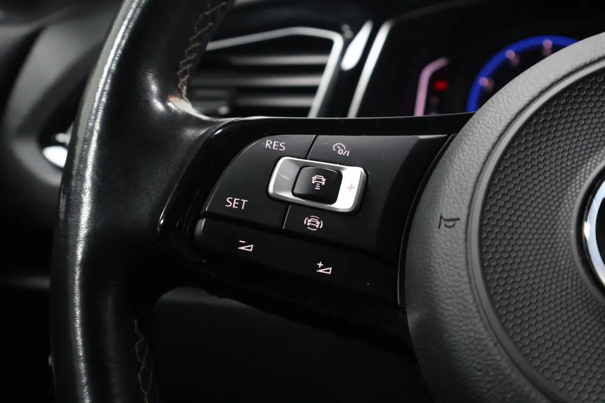 2.0 TSI R 4MOTION|AKRAPOVIC|BEATS|DODEHOEK