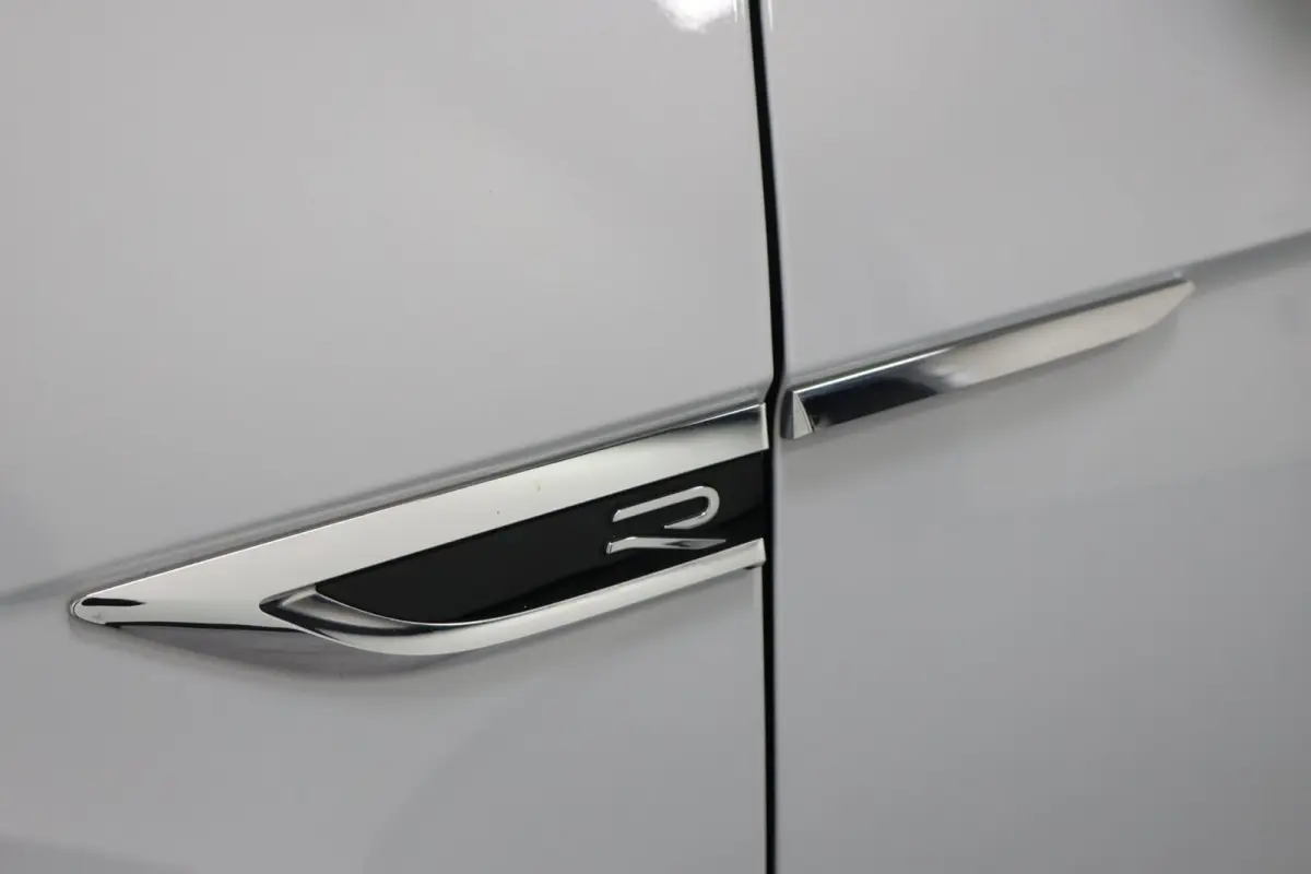 2.0 TSI R 4MOTION|AKRAPOVIC|BEATS|DODEHOEK