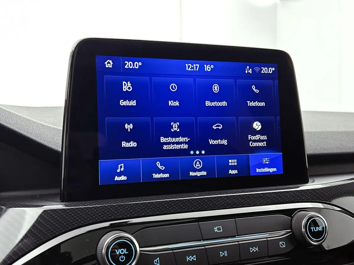 2.5 PHEV Graphite Tech Edition | PANORAMADAK | AUTOMATISCHE ACHTERKLEP | INKLAPBARE TREKHAAK | ACHTERUITRIJCAMERA | ELEKTRISCH VERSTELBARE STOELEN | STOELVERWARMING | APPLE CARPLAY / ANDROID