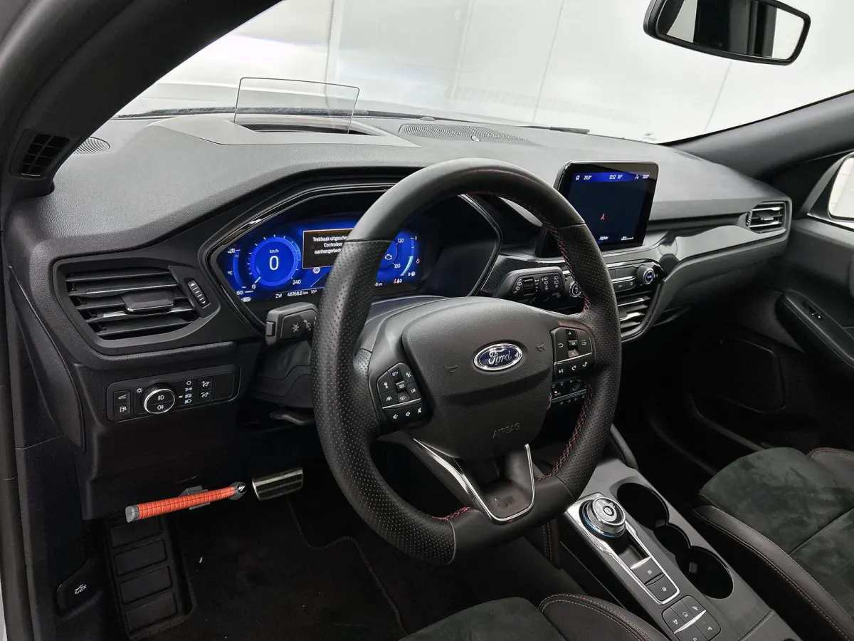 2.5 PHEV Graphite Tech Edition | PANORAMADAK | AUTOMATISCHE ACHTERKLEP | INKLAPBARE TREKHAAK | ACHTERUITRIJCAMERA | ELEKTRISCH VERSTELBARE STOELEN | STOELVERWARMING | APPLE CARPLAY / ANDROID